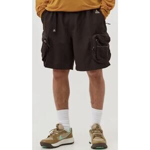 Nike ACG Cargo Woven trail Shorts Mens Size M Dark Brown DN3945-220